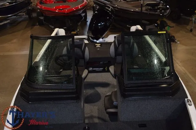 Slide: The Image of Lund 1650 Rebel XL Sport 2026 - 12