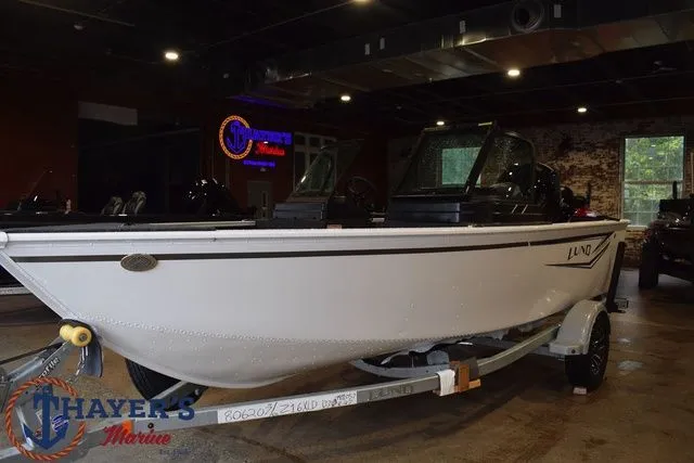 Slide: The Image of Lund 1650 Rebel XL Sport 2026 - 2