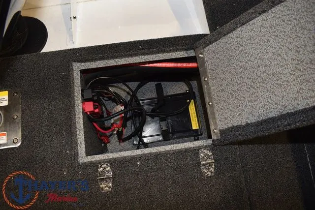 Slide: The Image of Lund 1650 Rebel XL Sport 2026 - 20