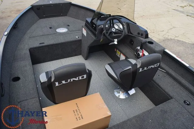 Slide: The Image of Lund 1650 Rebel XL XS 2026 - 10