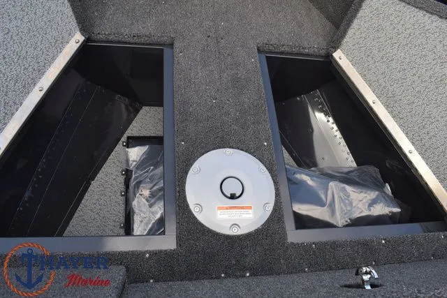 Slide: The Image of Lund 1650 Rebel XL XS 2026 - 16