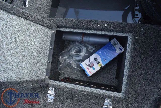 Slide: The Image of Lund 1650 Rebel XL XS 2026 - 26