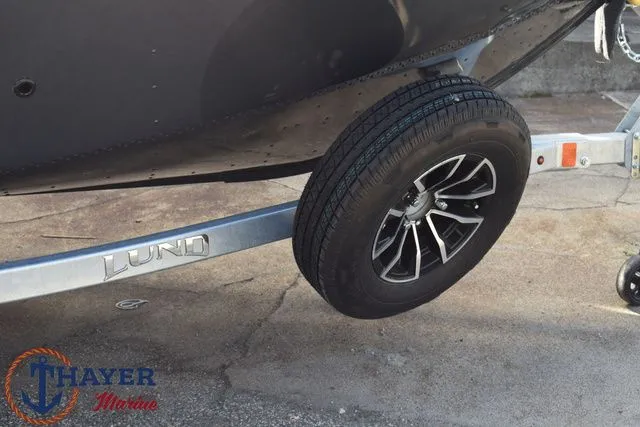 Slide: The Image of Lund 1650 Rebel XL XS 2026 - 5