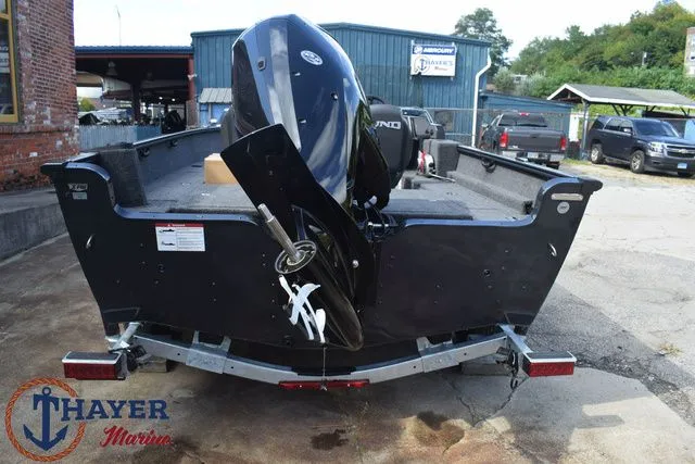 Slide: The Image of Lund 1650 Rebel XL XS 2026 - 7