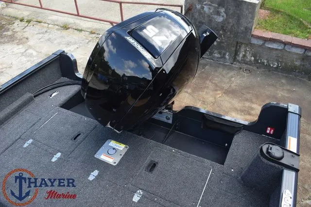 Slide: The Image of Lund 1650 Rebel XL XS 2026 - 8