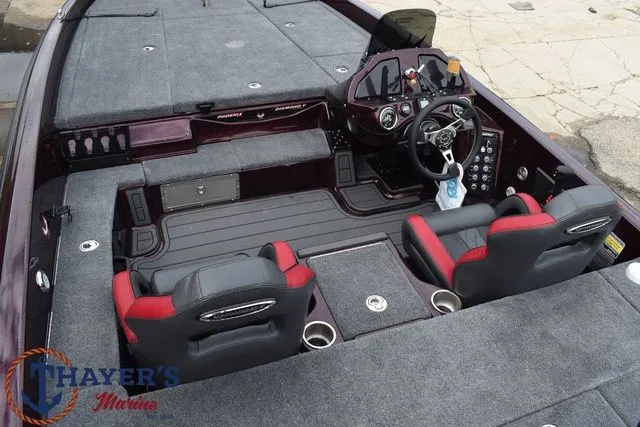 Slide: The Image of Phoenix Bass Boats 21 XE 2026 - 11