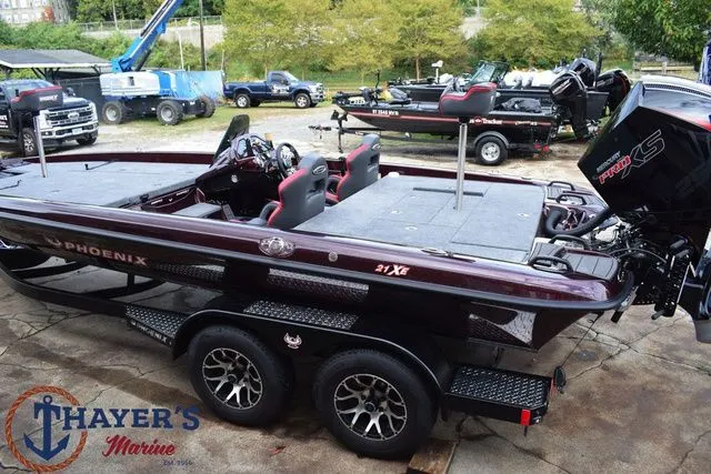Slide: The Image of Phoenix Bass Boats 21 XE 2026 - 27