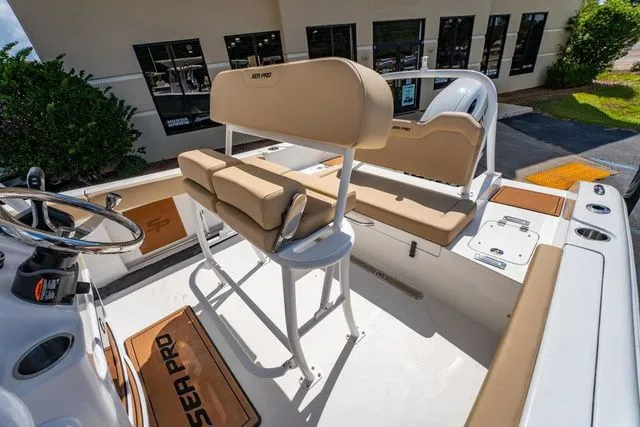 Slide: The Image of Sea Pro 225 Sandbar 2026 - 13