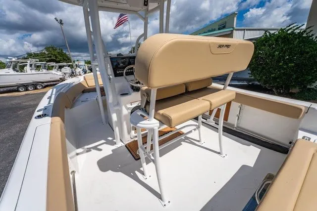 Slide: The Image of Sea Pro 225 Sandbar 2026 - 15
