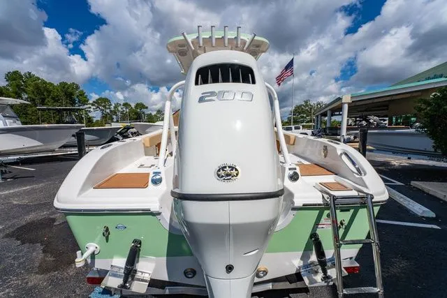 Slide: The Image of Sea Pro 225 Sandbar 2026 - 9