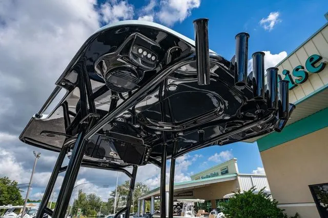 Slide: The Image of Sea Pro 222 Center Console 2026 - 15