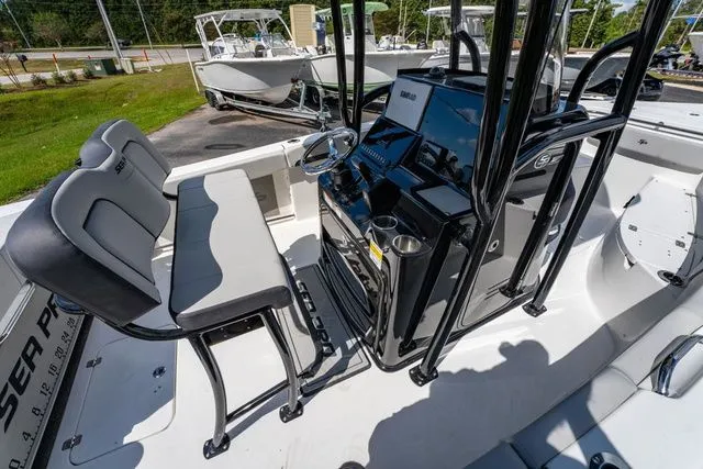 Slide: The Image of Sea Pro 222 Center Console 2026 - 17