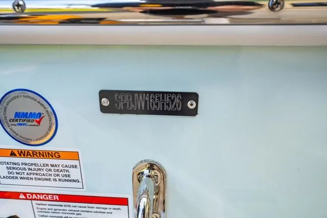 Slide: The Image of Sea Pro 222 Center Console 2026 - 28