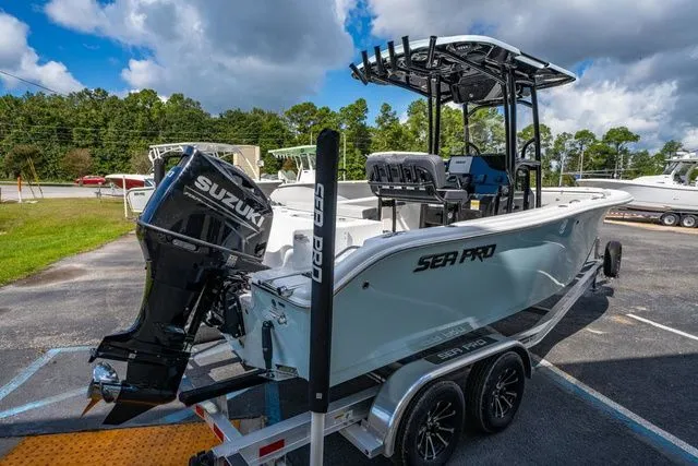 Slide: The Image of Sea Pro 222 Center Console 2026 - 5