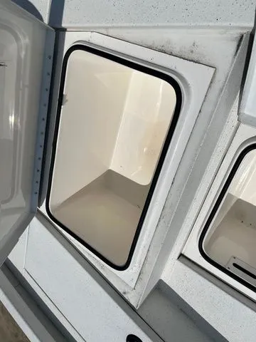 Slide: The Image of Vexus AVX1980CC 2019 - 18