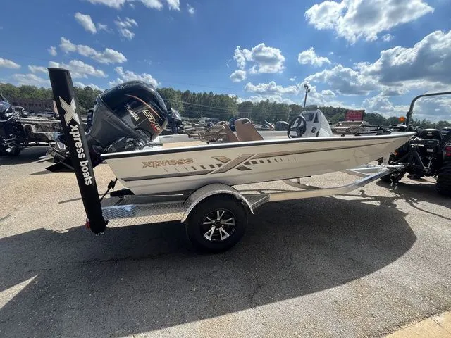 Slide: The Image of Xpress H18C Crappie 2026 - 11