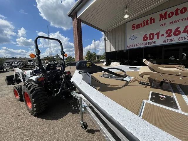 Slide: The Image of Xpress H18C Crappie 2026 - 3