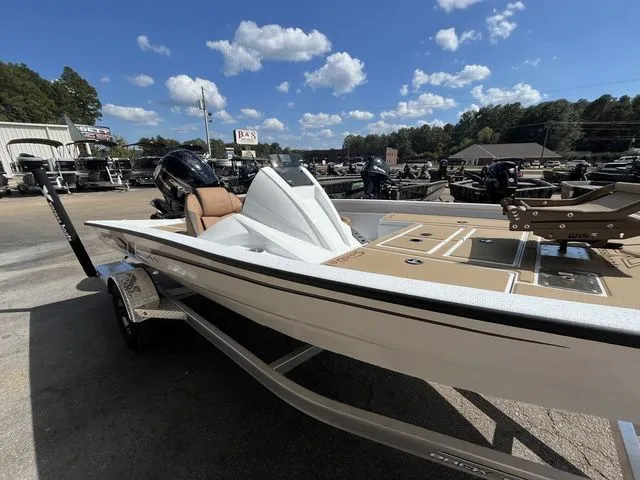 Slide: The Image of Xpress H18C Crappie 2026 - 7