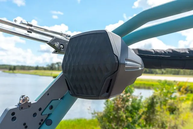 Slide: The Image of Malibu Wakesetter 25 LSV 2026 - 23