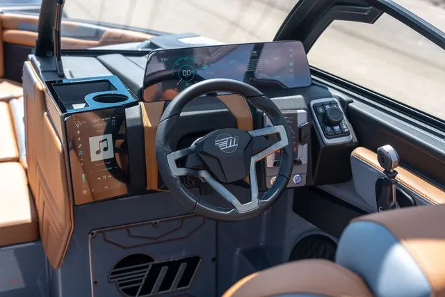 Slide: The Image of Malibu Wakesetter 25 LSV 2026 - 8