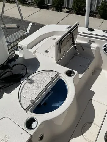 Slide: The Image of Carolina SEA CHASER 21LX 2022 - 15