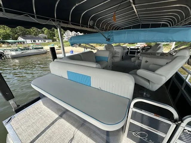 Slide: The Image of Apex Marine LS 824 LANAI DS BAR 2021 - 6