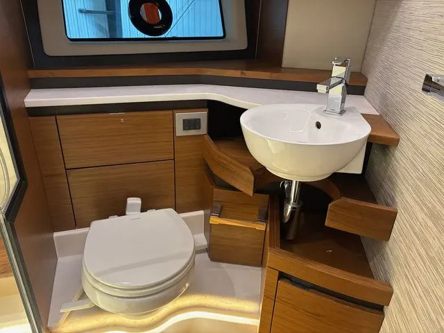 Slide: The Image of Tiara 48 LE 2025 - 40