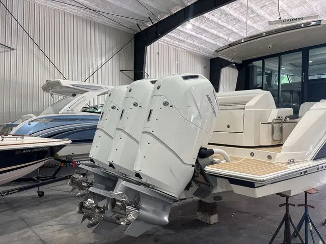 Slide: The Image of Tiara 48 LE 2025 - 6