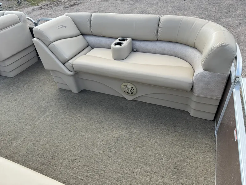 Slide: The Image of Bennington 22 SLX Pontoon 2014 - 11