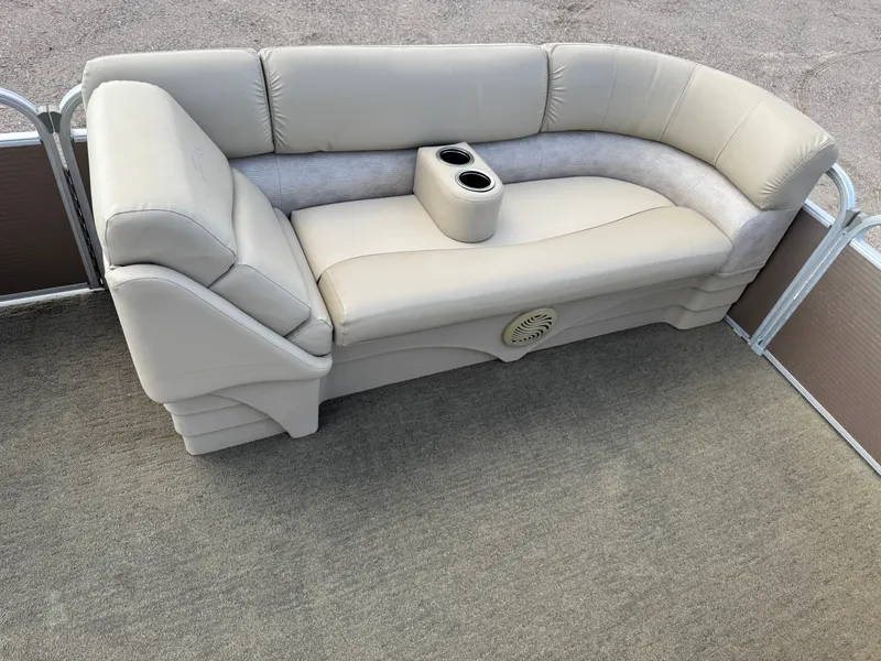 Slide: The Image of Bennington 22 SLX Pontoon 2014 - 12