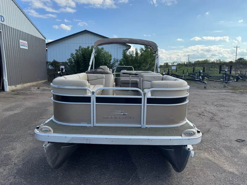 Slide: The Image of Bennington 22 SLX Pontoon 2014 - 35
