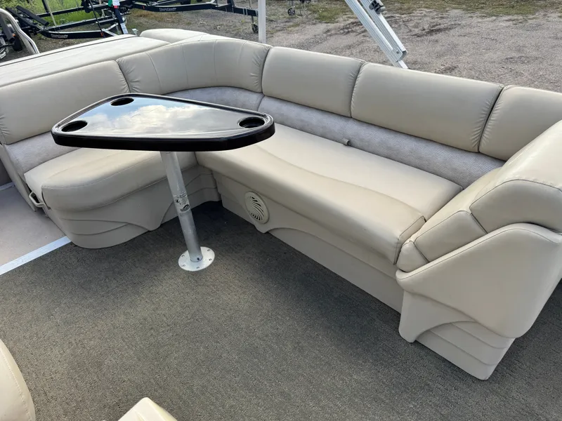 Slide: The Image of Bennington 22 SLX Pontoon 2014 - 36