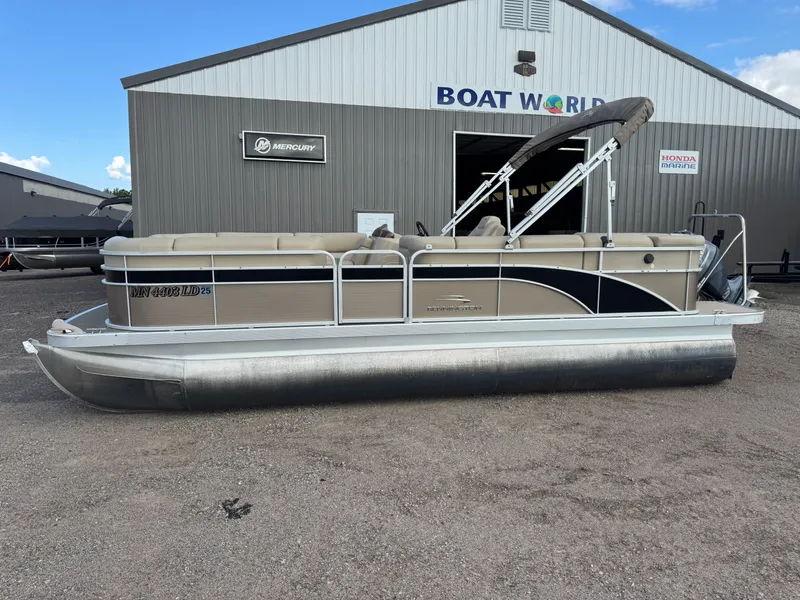 Slide: The Image of Bennington 22 SLX Pontoon 2014 - 46