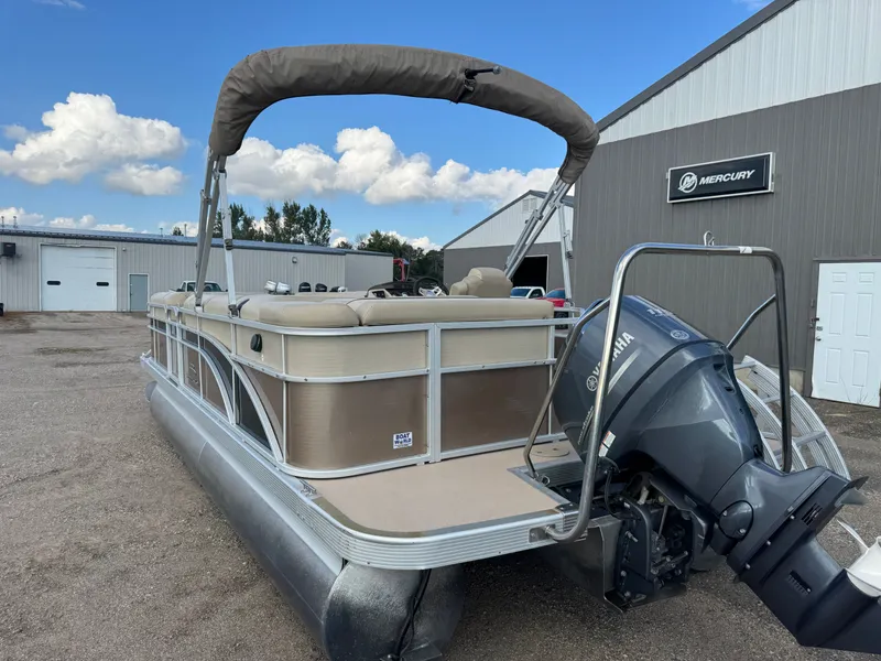 Slide: The Image of Bennington 22 SLX Pontoon 2014 - 51