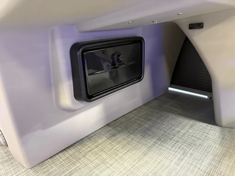 Slide: The Image of Princecraft Vectra 23 RL 2025 - 16