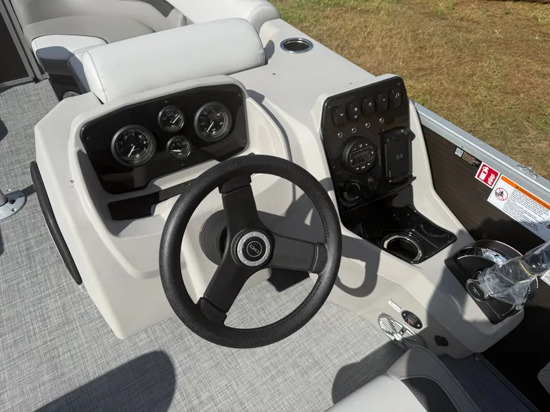 Slide: The Image of Princecraft Vectra 21 RL 2026 - 14