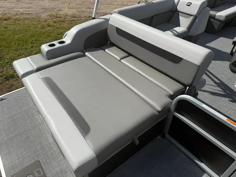 Slide: The Image of Princecraft Vectra 21 RL 2026 - 18