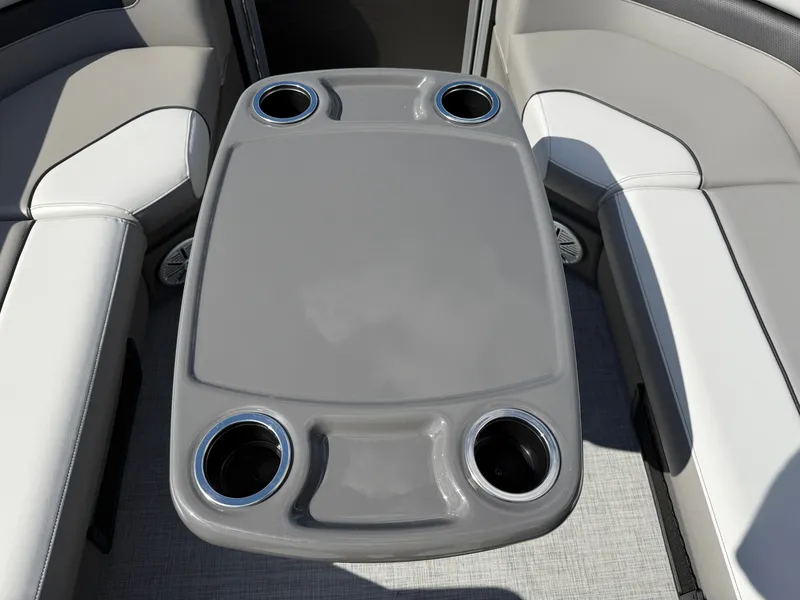 Slide: The Image of Princecraft Vectra 21 Cruise Lounge Pontoon & Mercury 4-Stroke EFI 2026 - 21