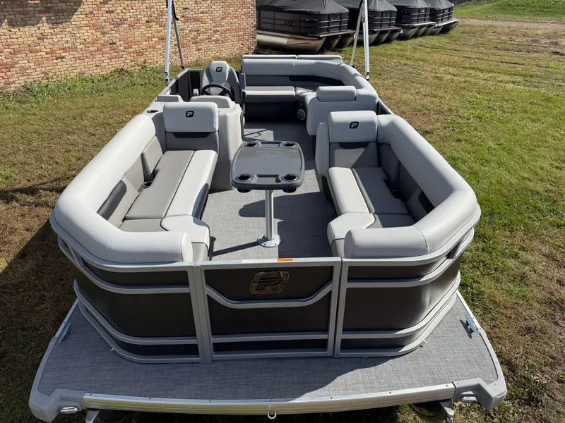 Slide: The Image of Princecraft Vectra 21 Cruise Lounge Pontoon & Mercury 4-Stroke EFI 2026 - 5