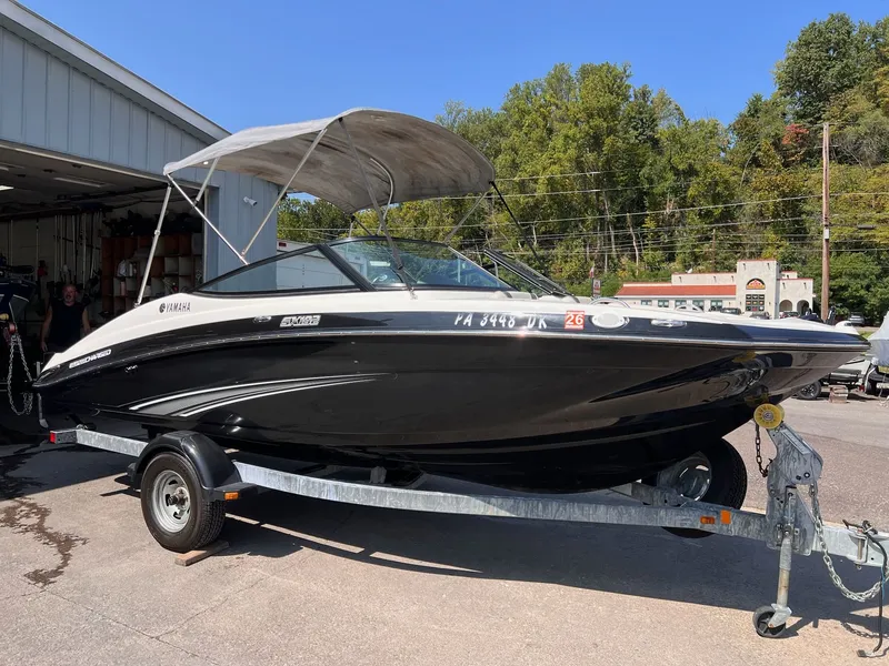 Slide: The Image of Yamaha AR192 2013 - 23