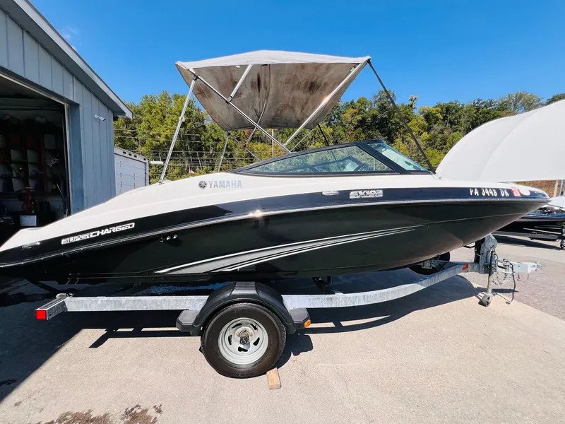 Slide: The Image of Yamaha AR192 2013 - 38