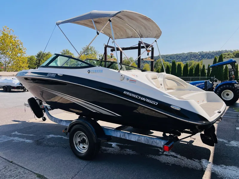 Slide: The Image of Yamaha AR192 2013 - 7