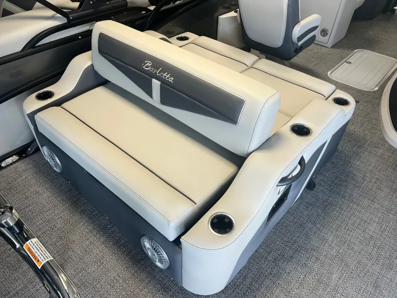 Slide: The Image of Barletta Cabrio 20UC 2025 - 3