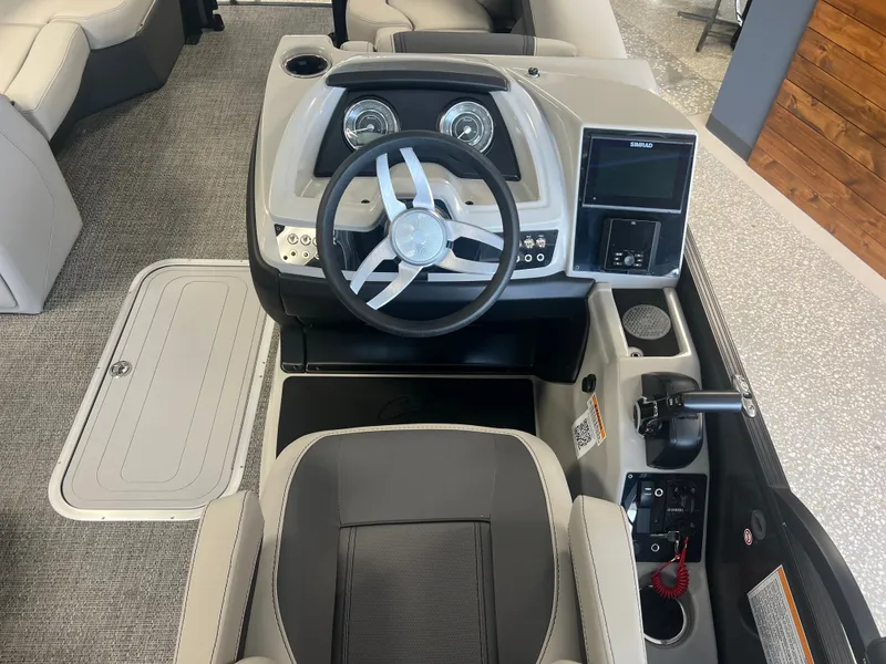 Slide: The Image of Barletta Cabrio 20UC 2025 - 7