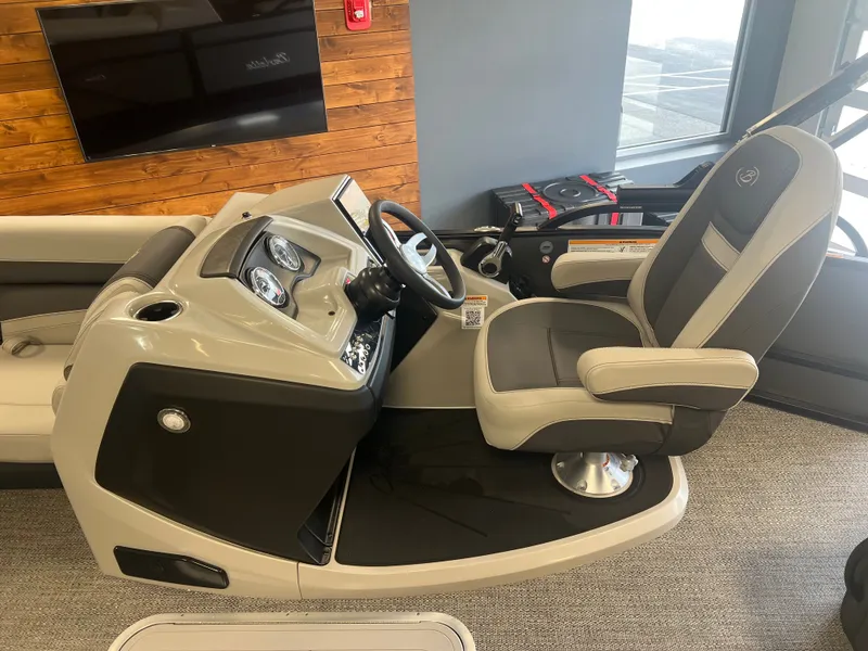 Slide: The Image of Barletta Cabrio 20UC 2025 - 8