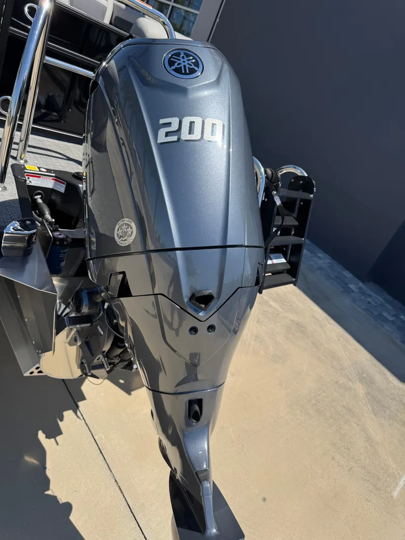 Slide: The Image of Barletta Cabrio 22Q 2025 - 8