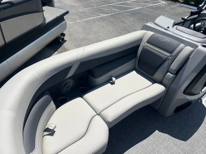 Slide: The Image of Barletta Cabrio 22Q 2025 - 11