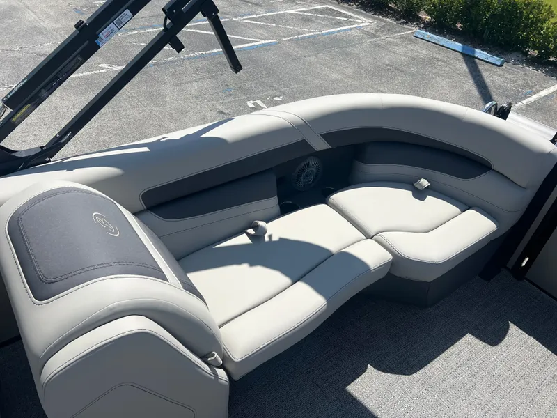 Slide: The Image of Barletta Cabrio 22Q 2025 - 15