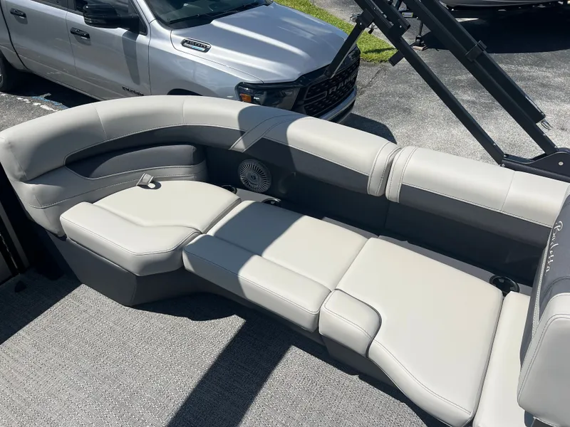 Slide: The Image of Barletta Cabrio 22Q 2025 - 16