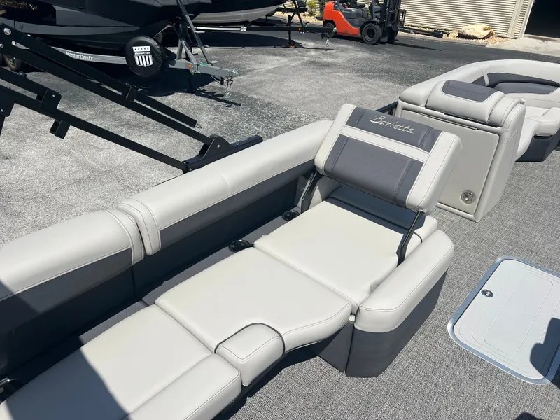 Slide: The Image of Barletta Cabrio 22Q 2025 - 17